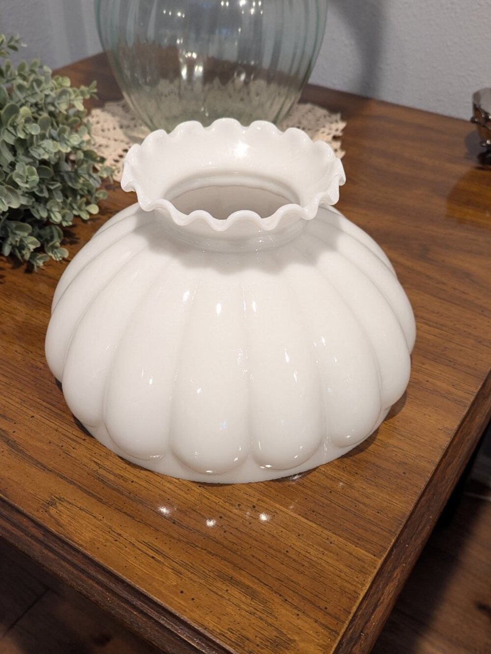 Vintage GWTW  10" White Ribbed Hurricane Milk Glass Melon Lamp Shade